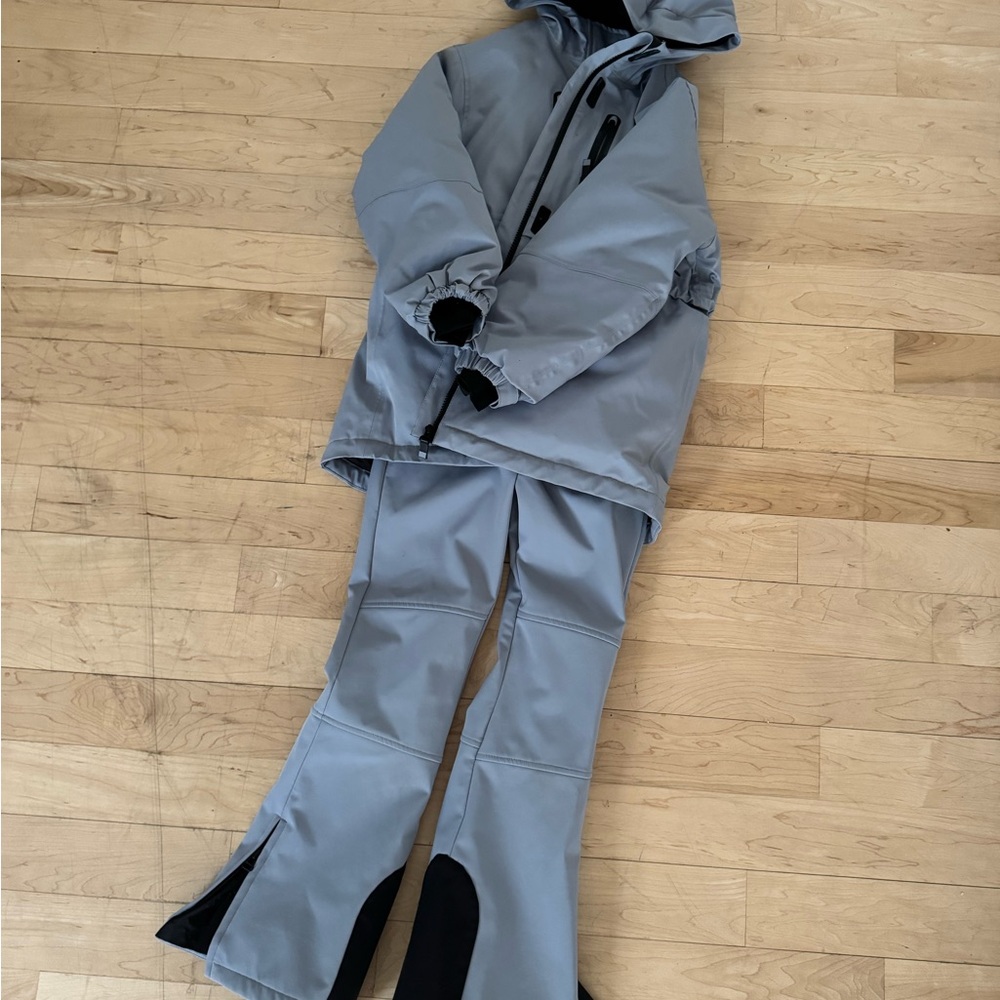 ZARA SKI set with bibs and overcoat in periwinkle blue with black accents